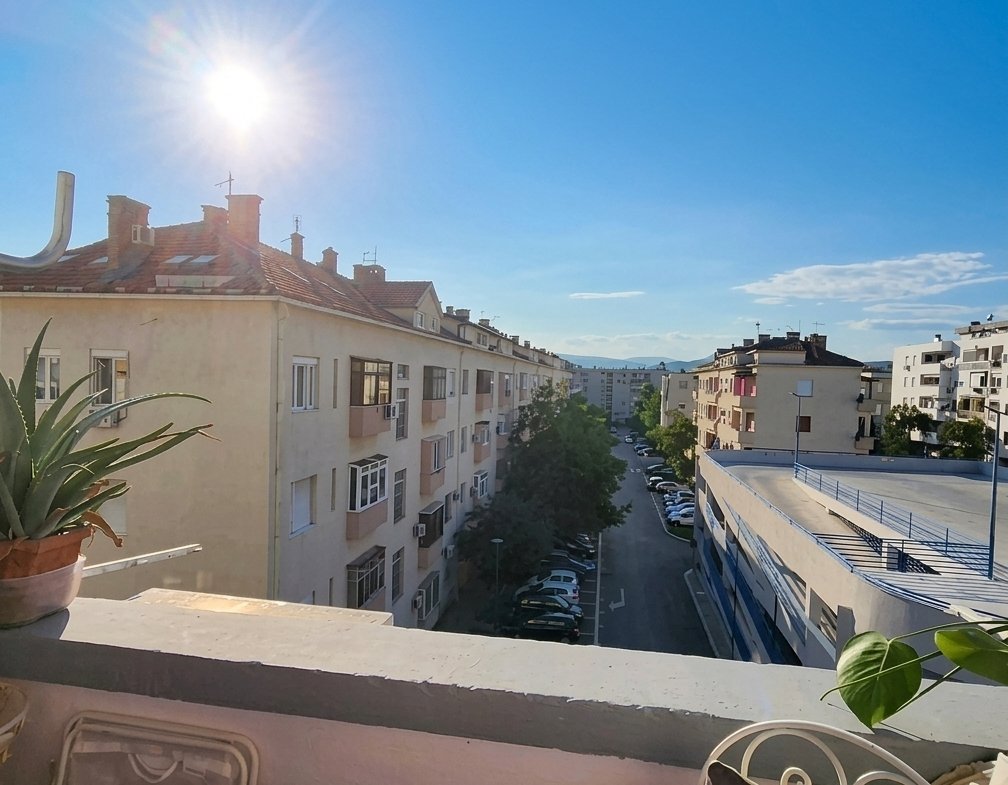 Izdavanje – jednosoban, komforan, namješten stan u Centru