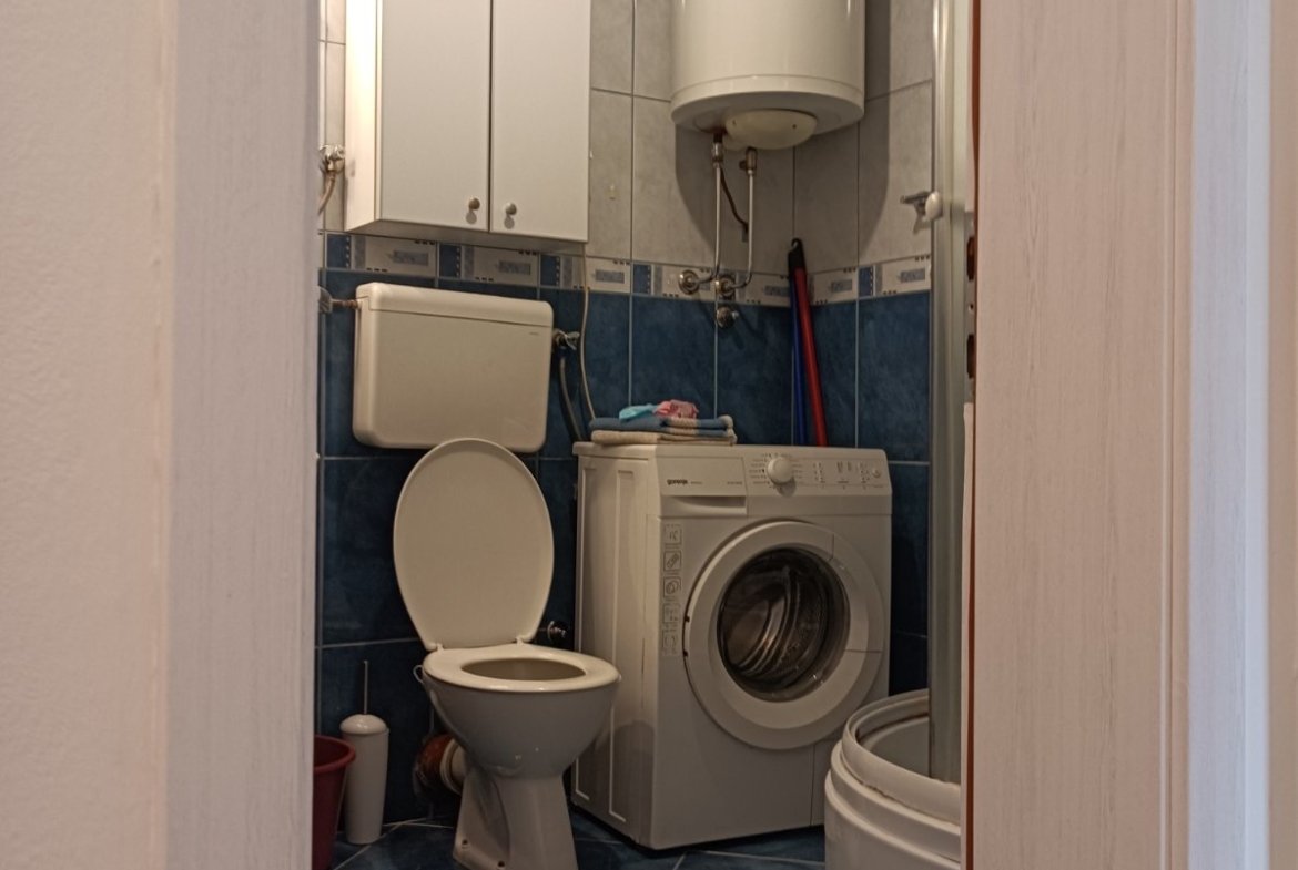 Jednosoban, namješten stan na Rimskom trgu