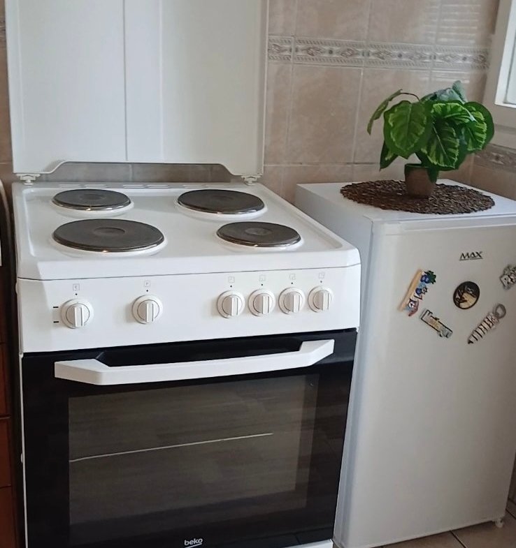 Izdavanje – namještena garsonjera kod Sahat kule