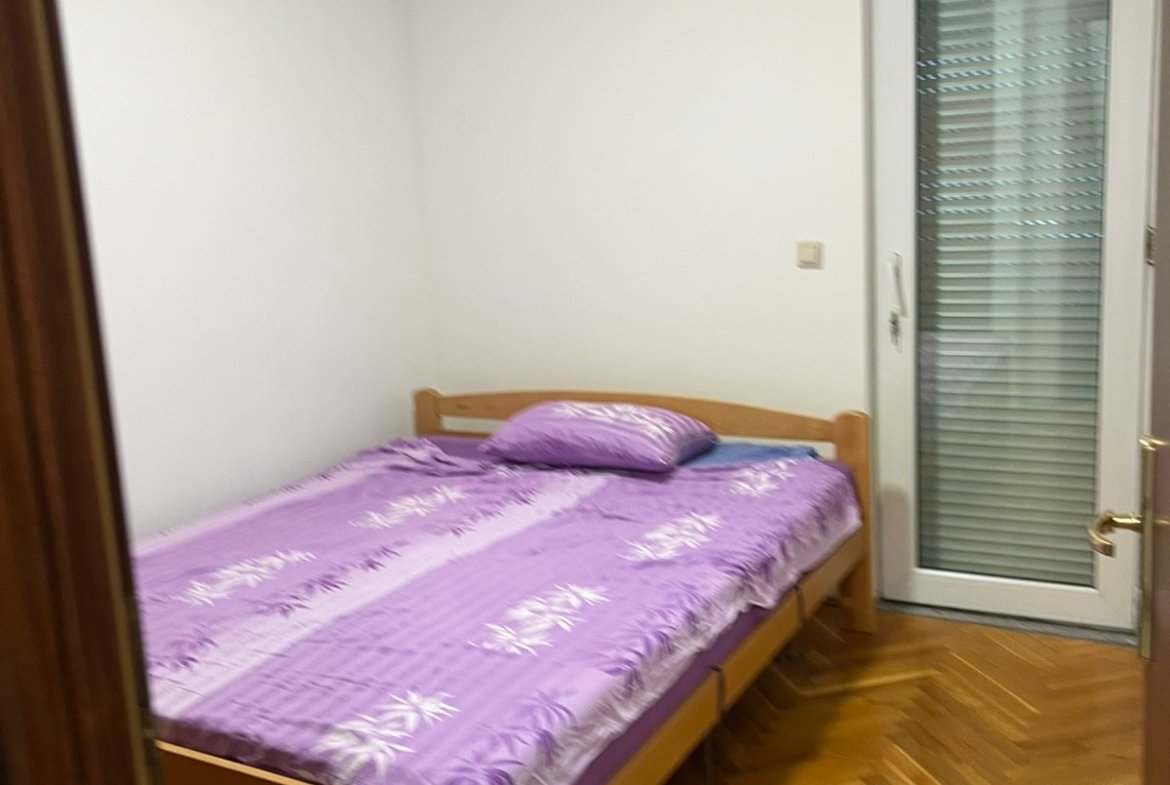 Izadavanje – jednosoban, namješten stan u Bloku 9