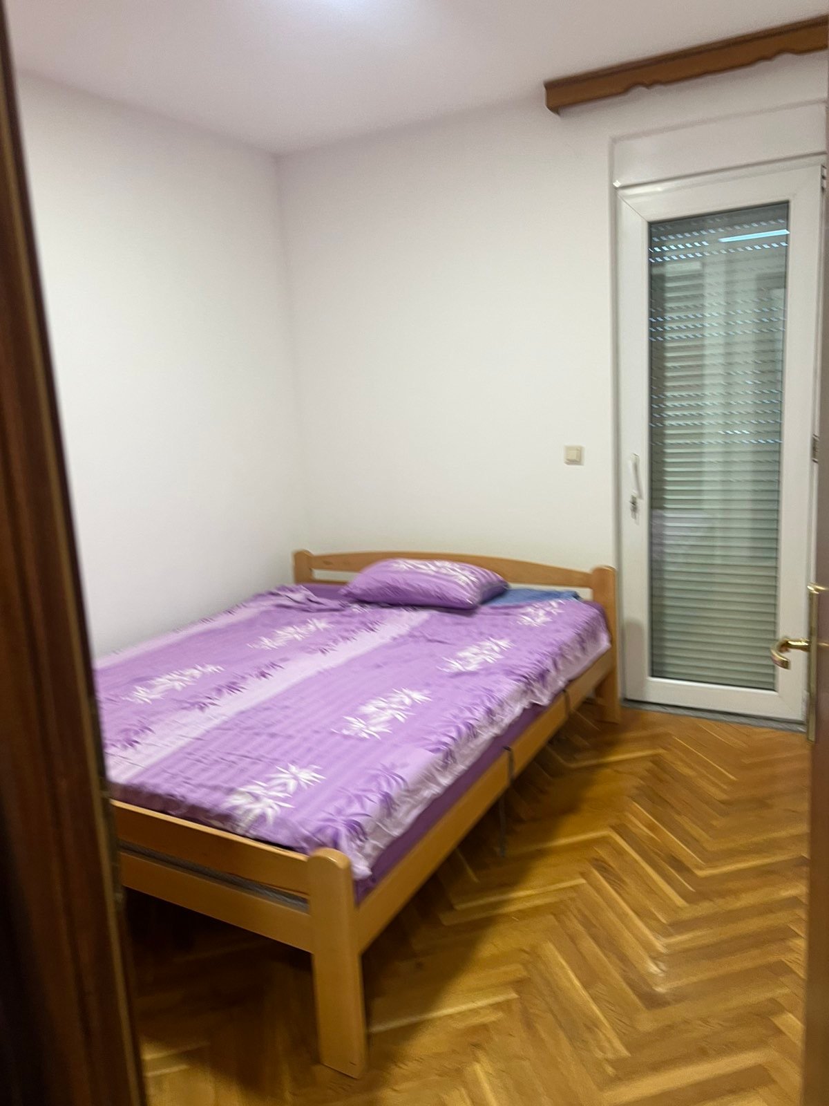 Izadavanje – jednosoban, namješten stan u Bloku 9