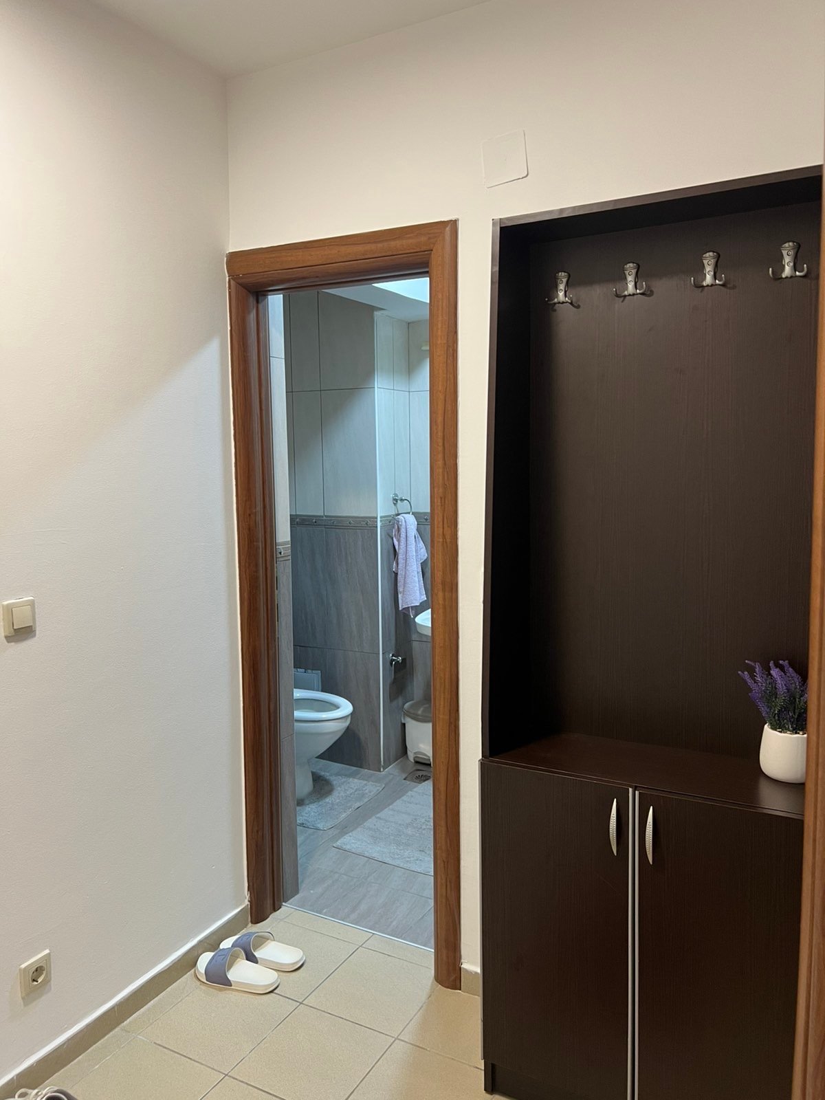 Izadavanje – jednosoban, namješten stan u Bloku 9