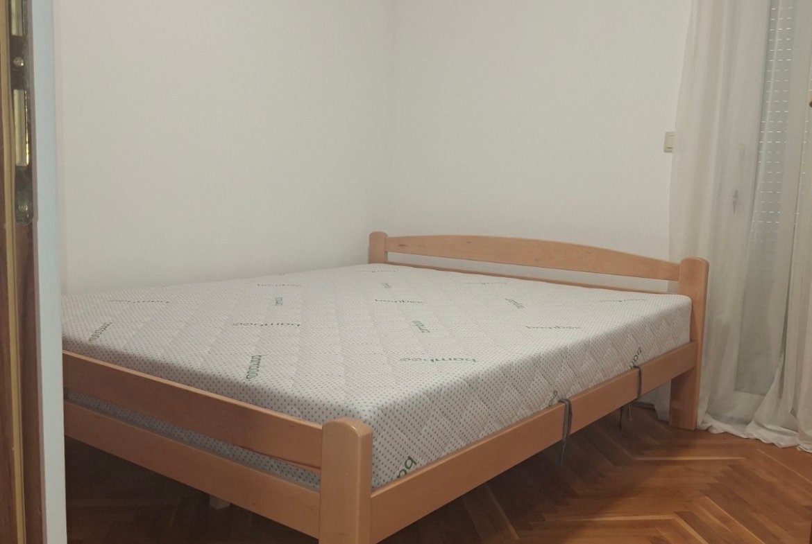 Izdavanje – jednosoban, namješten stan u Bloku 9