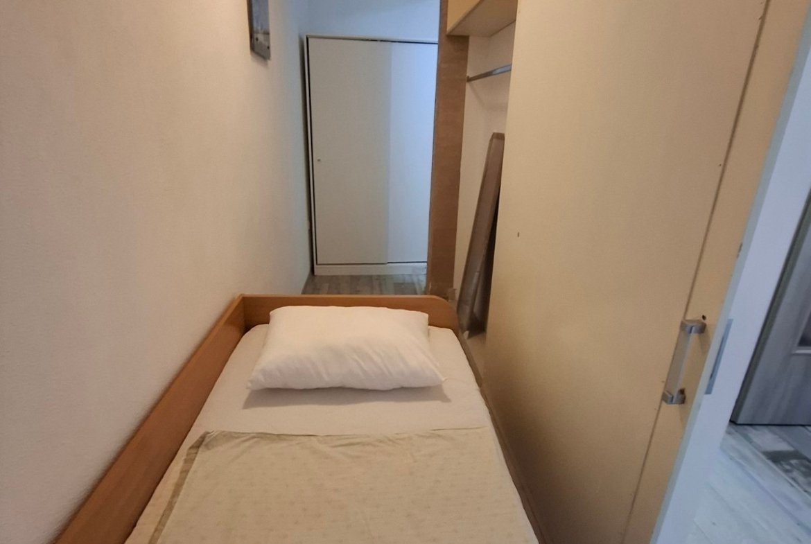 Izdavanje – jednosoban, manji, namješten stan kod Bazara