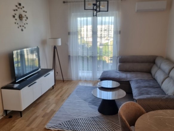 Izdavanje – jednosoban, namješten stan na Zabjelu