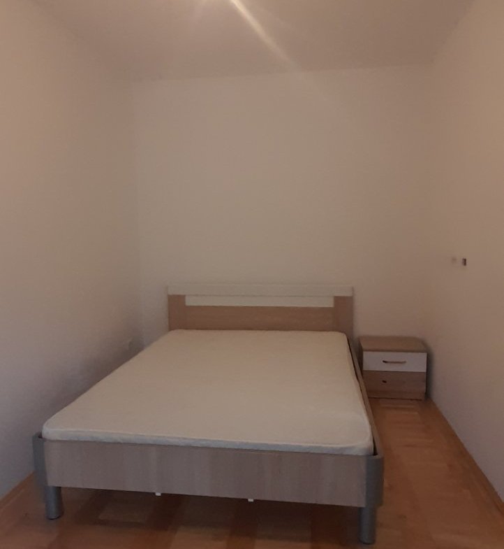 Izdavanje – jednosoban, namješten stan ispod Ljubovića