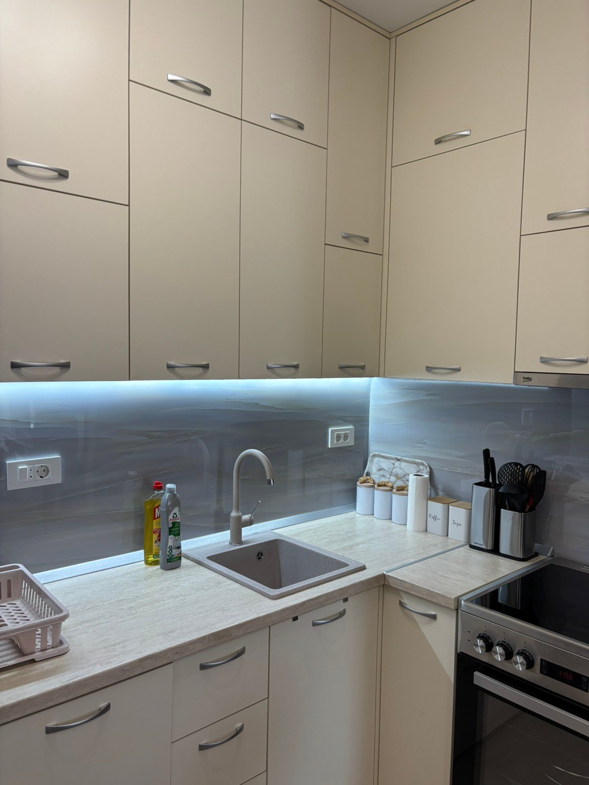 Izdavanje – jednosoban, lux namješten stan u Premium kvartu