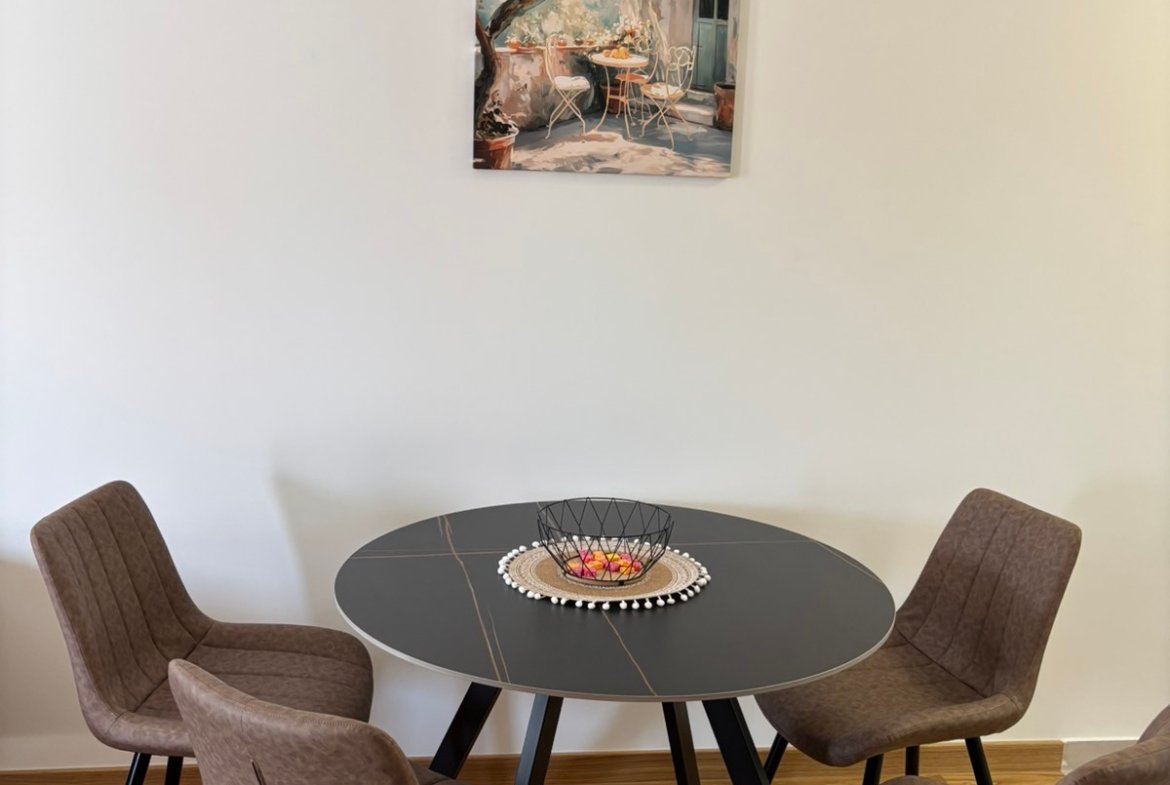 Izdavanje – jednosoban, lux namješten stan u Premium kvartu