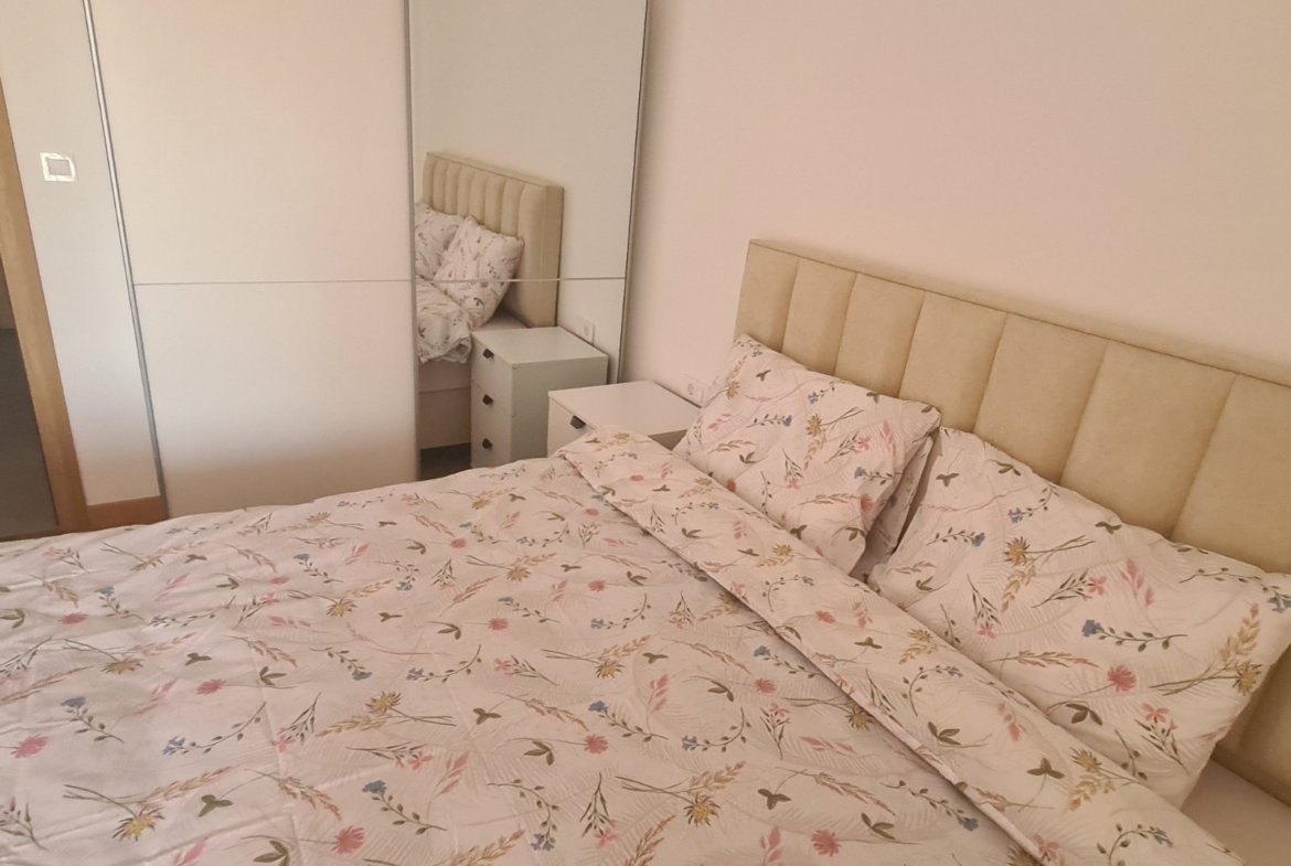 Izdavanje – jednosoban, lux namješten stan u Premium kvartu