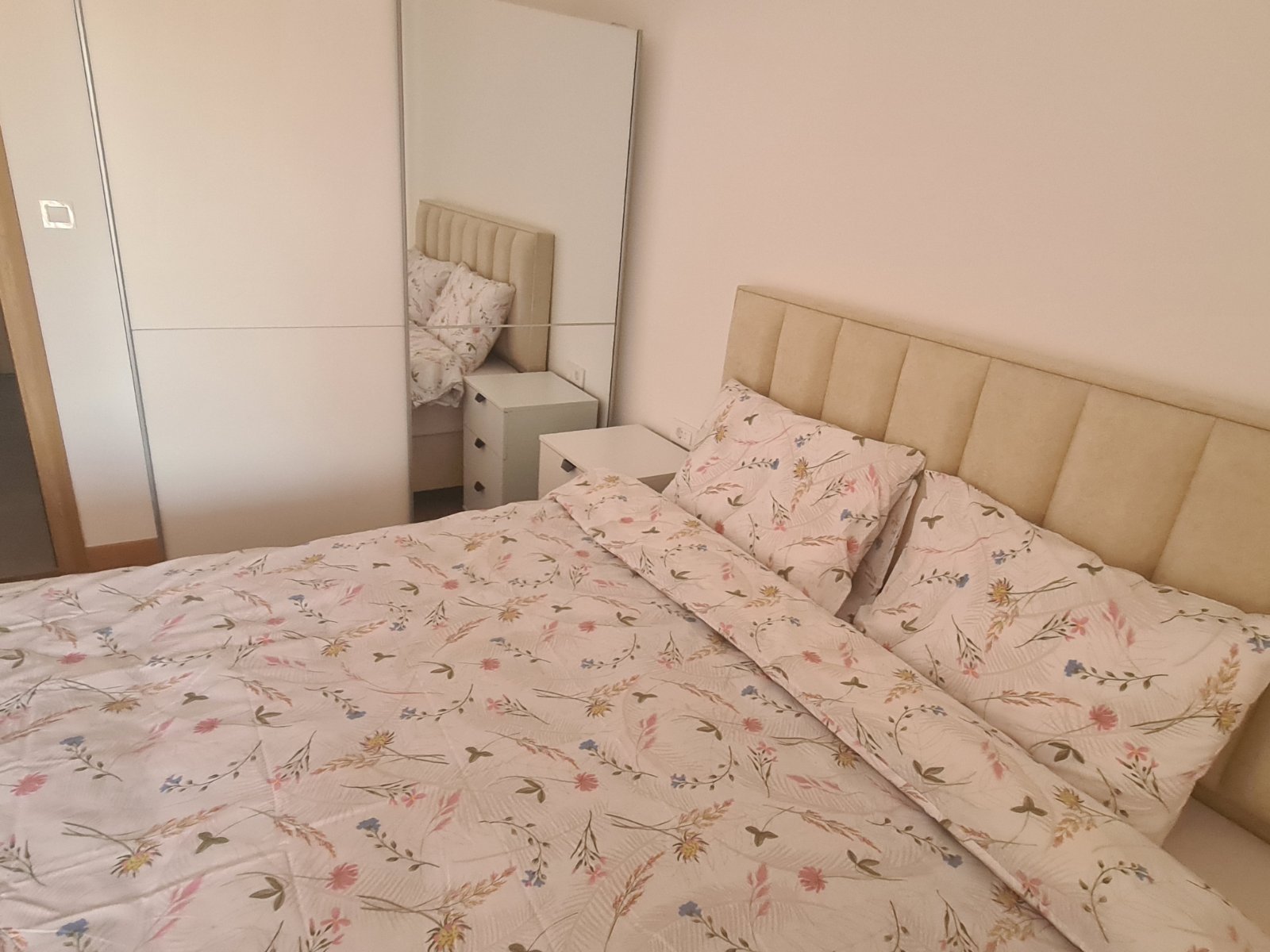 Izdavanje – jednosoban, lux namješten stan u Premium kvartu