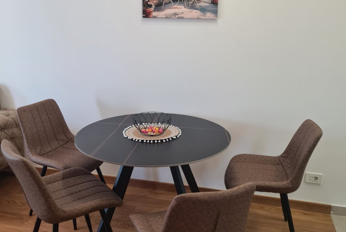 Izdavanje – jednosoban, lux namješten stan u Premium kvartu