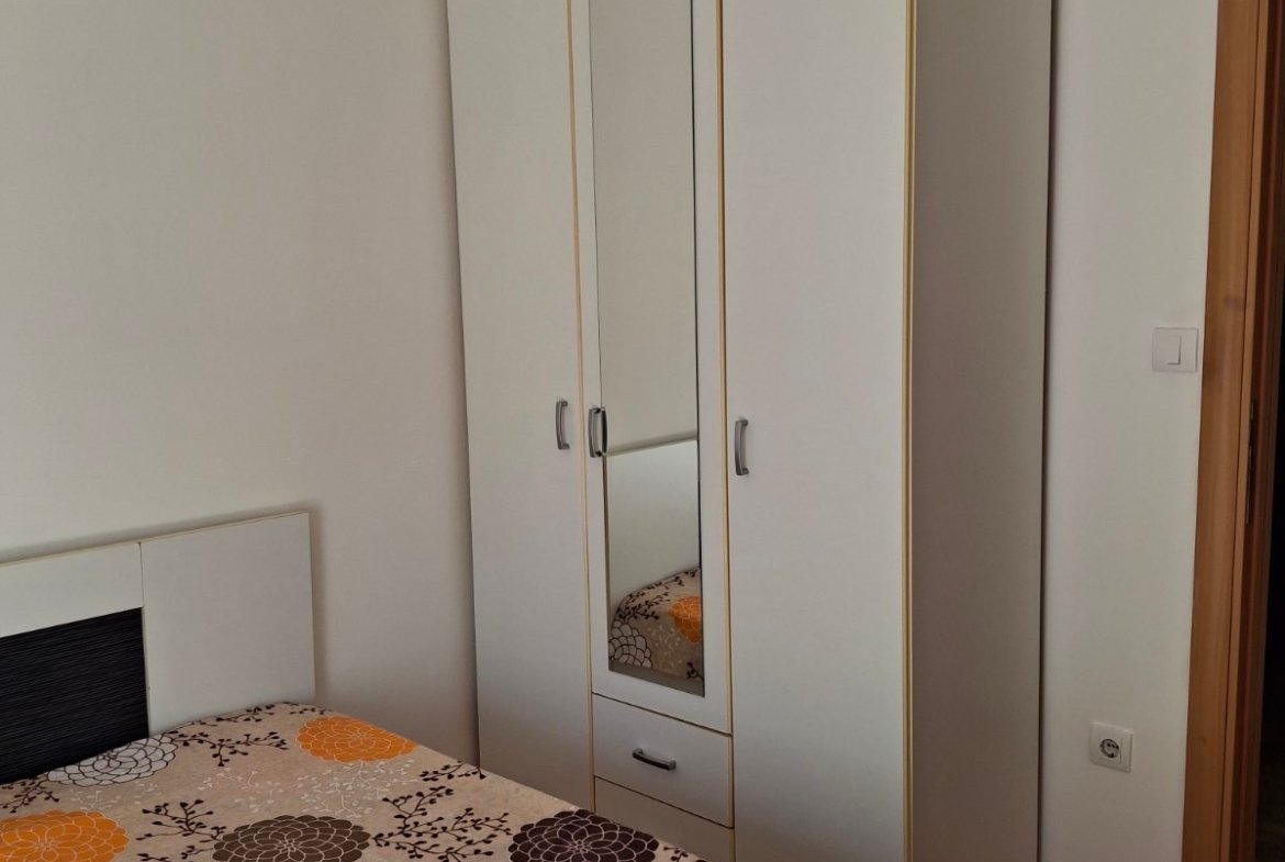 Izdavanje – jednosoban, namješten stan kod Bazara